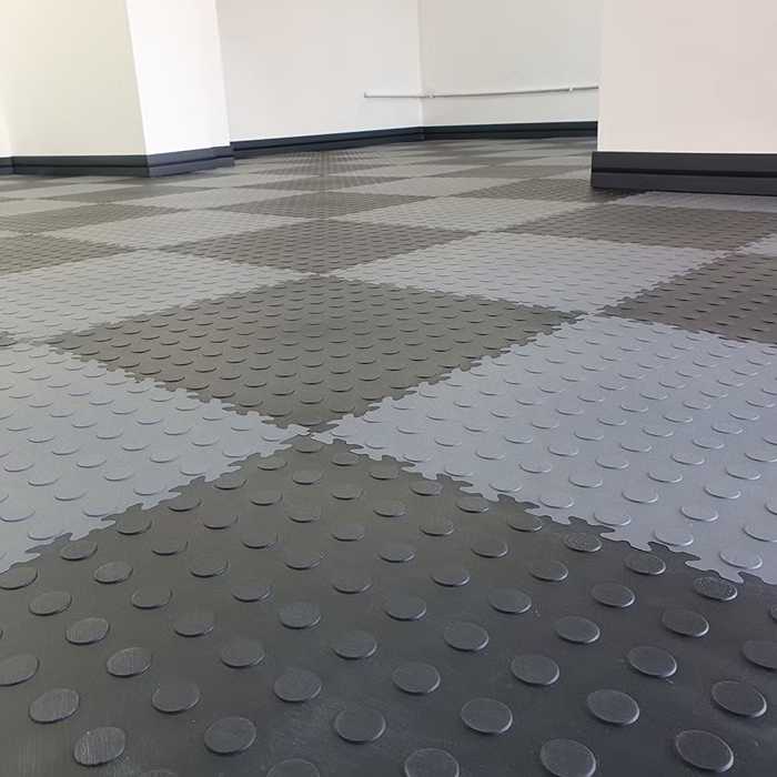 Anti-Slip Interlock Rubber Tiles install in Garage