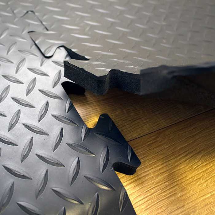 Interlock Rubber Tiles Dubai