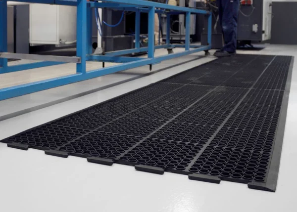 Heavy Work Mat Heavy Duty Interlocking Workshop Mats